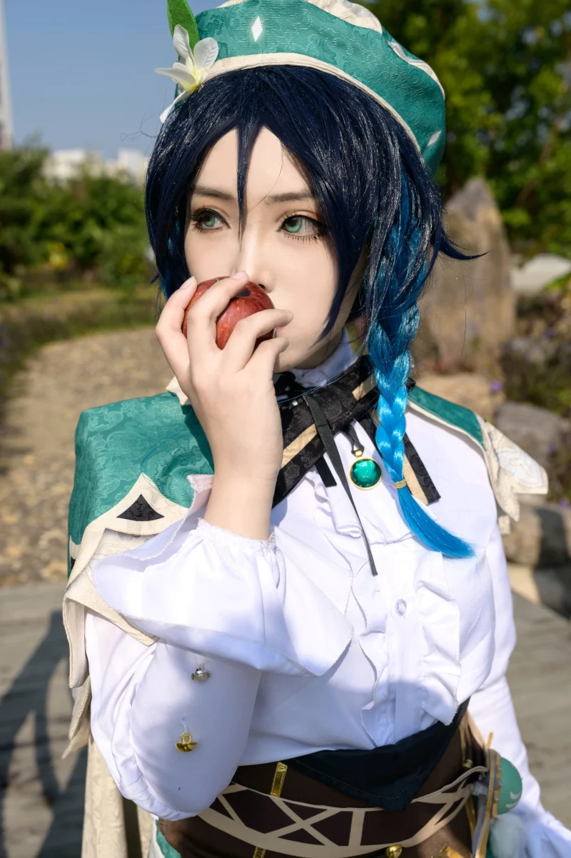 Genshin Impact Venti Cosplay Wig - Image 3